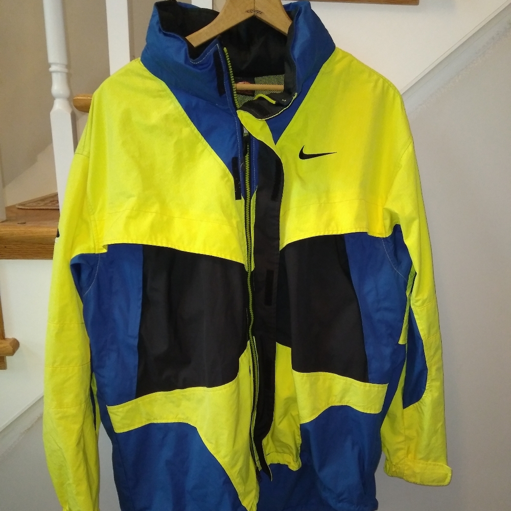 Nike ACG Windbreaker